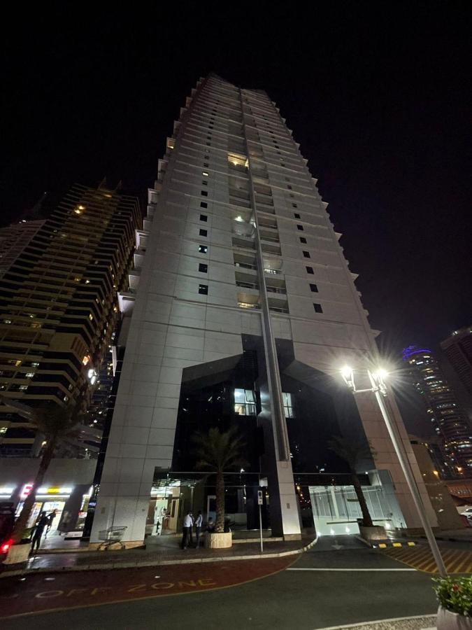 Metro Premium Location Spacious 2 Bedroom Apartment Right Next To The Metro Dubai Exterior foto